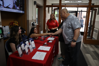 3A0F9EE2-067B-4C7F-82C5-D09E72630B88_1_105_c